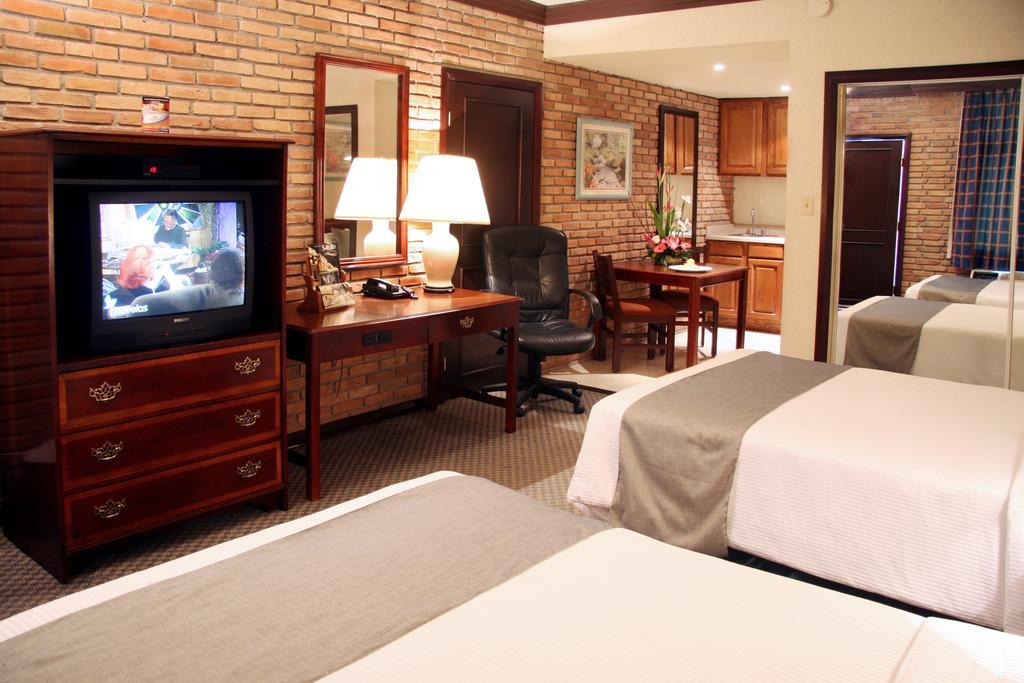 Four Points By Sheraton Saltillo Oda fotoğraf